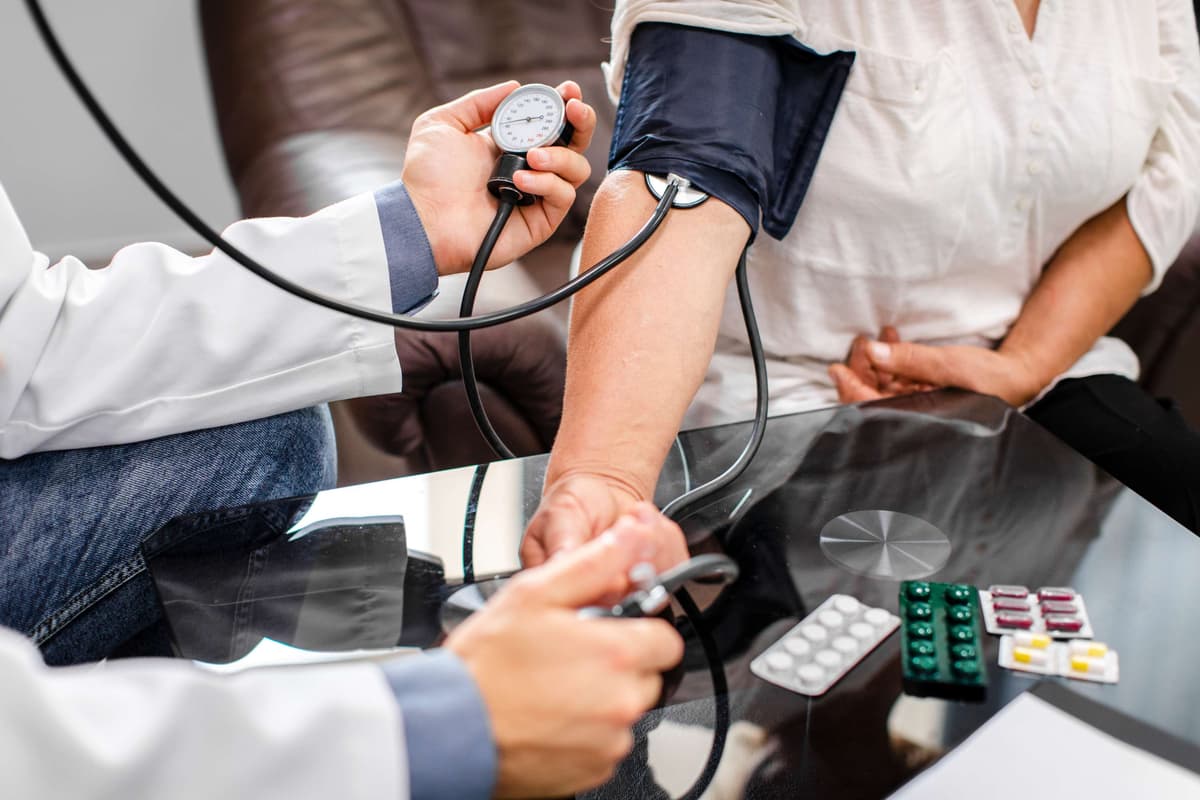 We are a private GP practice based in Stokenchurch, High Wycombe, Buckinghamshire. Our experienced GPs carry out Visa medicals, Employment medicals, DVLA medicals, Sports medicals & more. We also offer health checks, including men's and women's health screening checkups, or corporate medicals for local businesses.